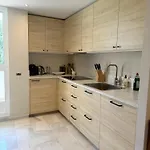 West-Facing Penthouse Roof Terrace Overlooking Pool Walk To Tennis And Golf Apartment