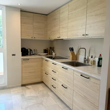 West-facing Penthouse Roof Terrace Overlooking Pool Walk To Tennis And Golf In Benavista Appartamento