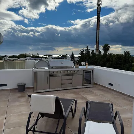 West-facing Penthouse Roof Terrace Overlooking Pool Walk To Tennis And Golf In Benavista Appartamento *