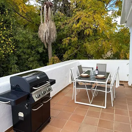 West-facing Penthouse Roof Terrace Overlooking Pool Walk To Tennis And Golf In Benavista Estepona