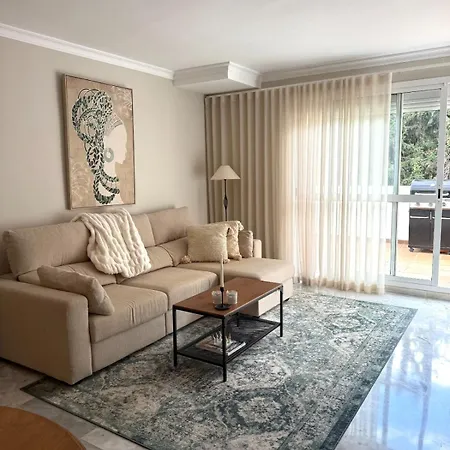 West-facing Penthouse Roof Terrace Overlooking Pool Walk To Tennis And Golf In Benavista Estepona